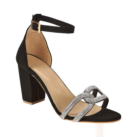 Elegancia y Confort: Zapatillas Modelo 0786