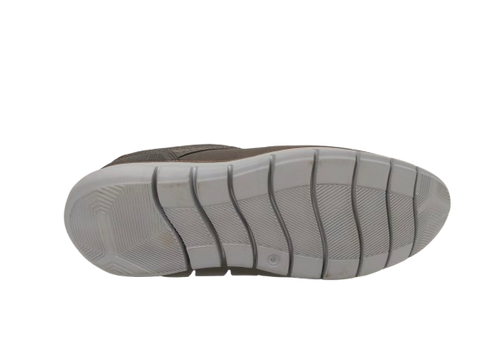Versatilidad y Confort en Cada Paso: Zapatos Casuales 5560